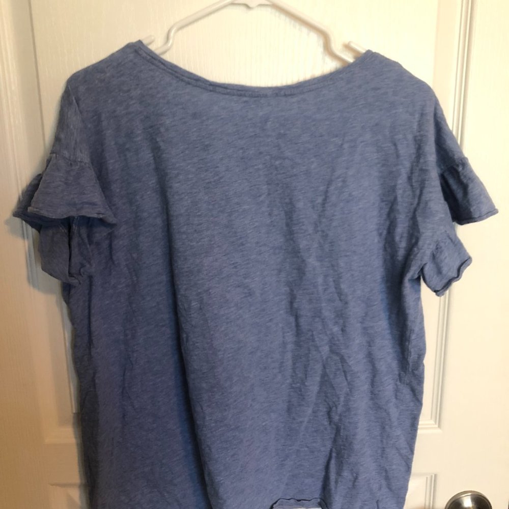 Blue Shirt - Picture 4 of 4